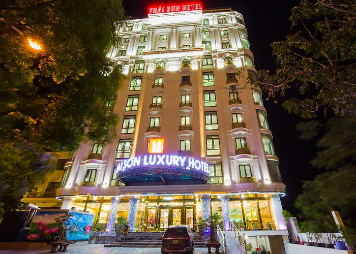 Thai Son Luxury 4* Hạ Long