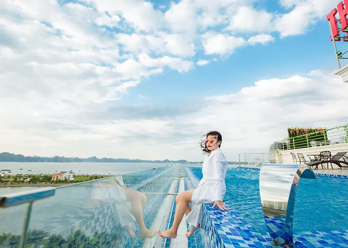 Thai Son Luxury 4* Hạ Long